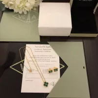$45.00 USD Van Cleef & Arpels Jewelry Set For Women #1337742