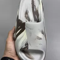$52.00 USD Adidas Yeezy Slippers For Men #1339305