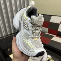 $112.00 USD Balenciaga Casual Shoes For Men #1340241