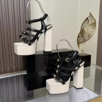 $102.00 USD Versace Sandal For Women #1340956