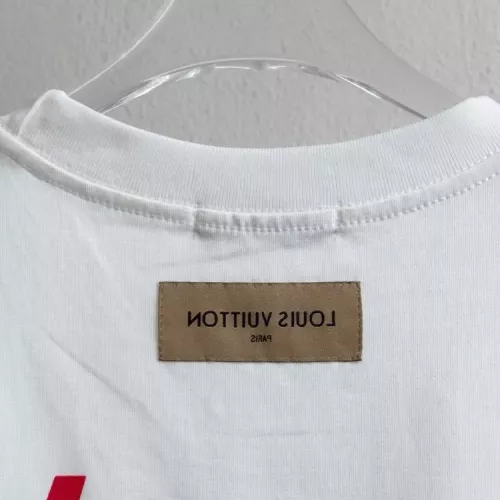 Replica Louis Vuitton LV T-Shirts Short Sleeved For Unisex #1341929 $39.00 USD for Wholesale