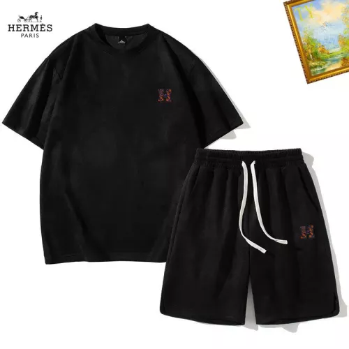Hermes Tracksuits Short Sleeved For Men #1342402