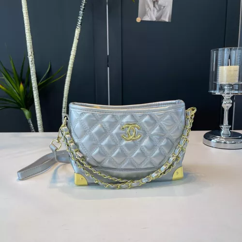 Chanel Messenger Bags For Women #1342920