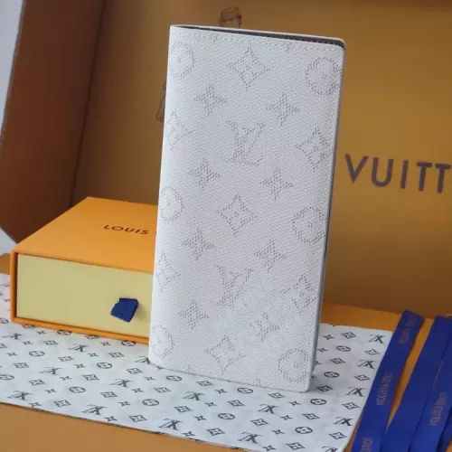 Louis Vuitton AAA Quality Wallets #1343320