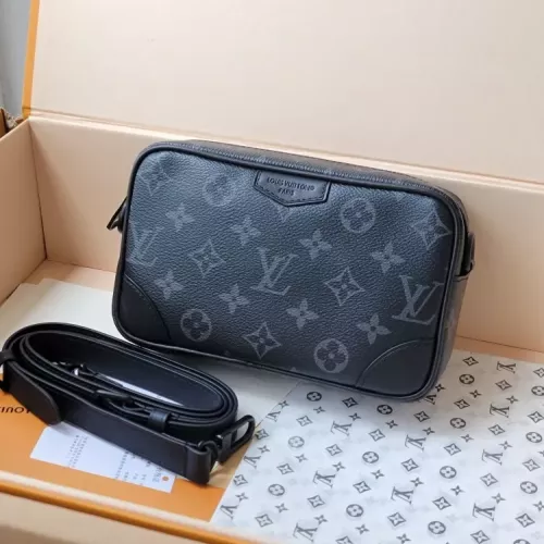 Louis Vuitton AAA Quality Messenger Bags #1343355