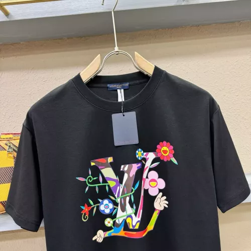 Replica Louis Vuitton LV T-Shirts Short Sleeved For Men #1343905 $88.00 USD for Wholesale