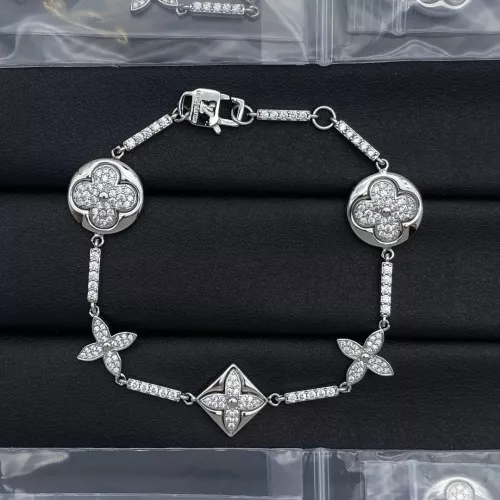 Louis Vuitton LV Bracelets #1345610
