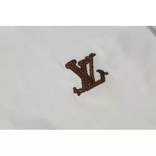 Replica Louis Vuitton LV T-Shirts Short Sleeved For Unisex #1346423 $40.00 USD for Wholesale