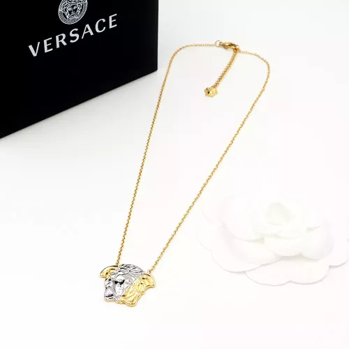 Versace Necklaces #1350990 $25.00 USD, Wholesale Replica Versace Necklaces