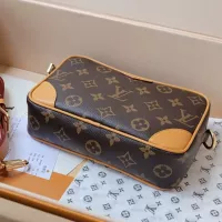 $115.00 USD Louis Vuitton AAA Quality Messenger Bags #1343354
