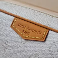 $115.00 USD Louis Vuitton AAA Quality Messenger Bags #1343356