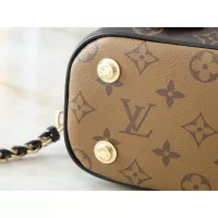$60.00 USD Louis Vuitton Messenger Bags For Women #1343472