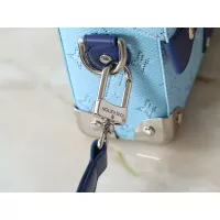 $72.00 USD Louis Vuitton AAA Quality Messenger Bags For Women #1343568