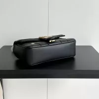 $82.00 USD Gucci AAA Quality Messenger Bags For Women #1344389