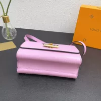 $112.00 USD Louis Vuitton AAA Quality Messenger Bags For Women #1344661