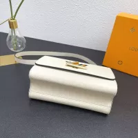 $112.00 USD Louis Vuitton AAA Quality Messenger Bags For Women #1344662