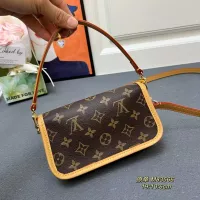 $105.00 USD Louis Vuitton AAA Quality Messenger Bags For Women #1344666