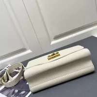 $175.00 USD Louis Vuitton AAA Quality Messenger Bags For Women #1344828