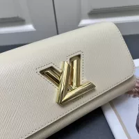 $108.00 USD Louis Vuitton AAA Quality Messenger Bags For Women #1344859