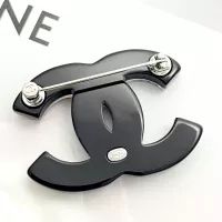 $38.00 USD Chanel Brooches For Women #1344918