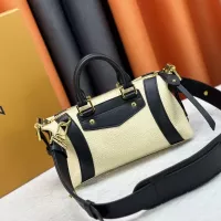 $72.00 USD Louis Vuitton AAA Quality Handbags For Women #1346065