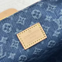 $85.00 USD Louis Vuitton AAA Quality Messenger Bags For Women #1346090