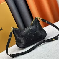 $60.00 USD Louis Vuitton Messenger Bags For Women #1346104