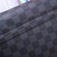 $118.00 USD Louis Vuitton AAA Man Messenger Bags #1349142