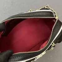 $88.00 USD Chanel AAA Quality Messenger Bags For Women #1356077