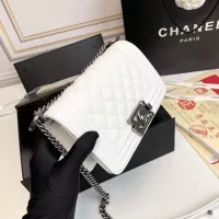 $80.00 USD Chanel AAA Quality Messenger Bags For Women #1356208