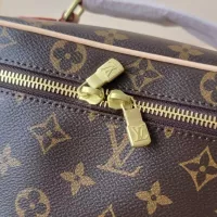 $128.00 USD Louis Vuitton AAA Quality Handbags For Women #1357251