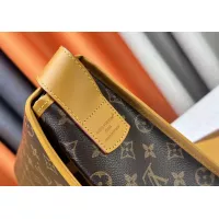 $76.00 USD Louis Vuitton AAA Quality Messenger Bags For Unisex #1357373