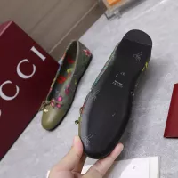 $108.00 USD Gucci Flat Shoes For Women #1357804
