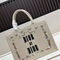 $100.00 USD Christian Dior AAA Quality Tote-Handbags For Women #1358573