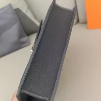 $102.00 USD Hermes AAA Man Wallets #1359606