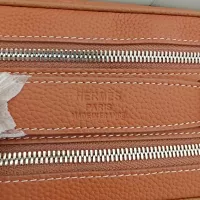 $102.00 USD Hermes AAA Man Messenger Bags #1359620