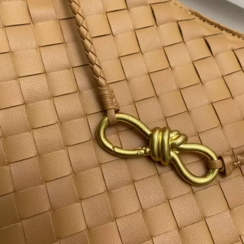 Replica Bottega Veneta BV AAA Quality Handbags For Women #1363948 $102.00 USD for Wholesale