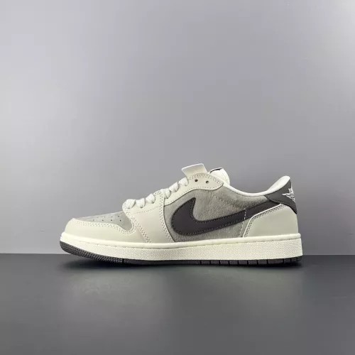 Replica Nike SB Dunk-Low For Women #1367957 $92.00 USD for Wholesale