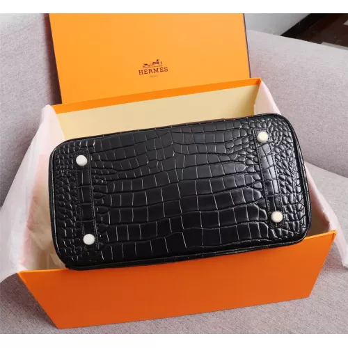 Replica Hermes AAA Quality Handbags For Women #1368541 $100.00 USD for Wholesale