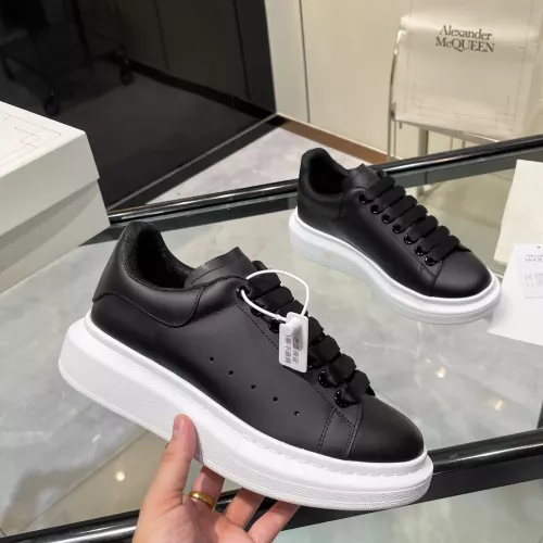 Alexander McQueen Casual Shoes For Women #1368789 $102.00 USD, Wholesale Replica Alexander McQueen Casual Shoes