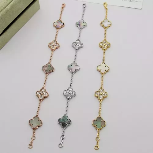 Replica Van Cleef & Arpels Bracelets For Women #1371289 $29.00 USD for Wholesale