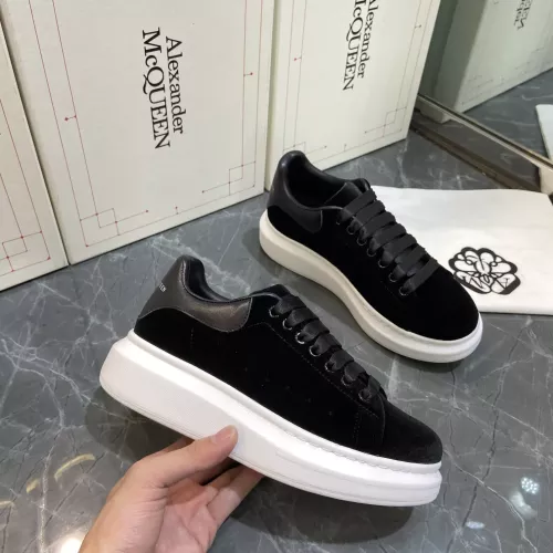 Alexander McQueen Casual Shoes For Women #1371643 $82.00 USD, Wholesale Replica Alexander McQueen Casual Shoes