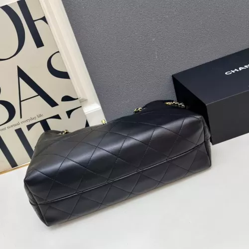 Replica Chanel AAA Quality Shoulder Bags For Women #1371994 $96.00 USD for Wholesale