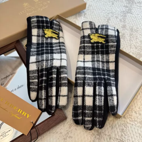 Replica Burberry Gloves #1372602 $34.00 USD for Wholesale