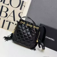 $92.00 USD Chanel AAA Quality Messenger Bags For Women #1363843