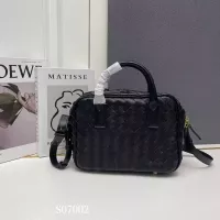 $98.00 USD Bottega Veneta BV AAA Quality Handbags For Women #1363908
