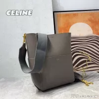 $128.00 USD Celine AAA Quality Messenger Bags For Women #1363983
