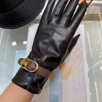 $52.00 USD Celine Gloves For Women #1365801