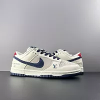 $92.00 USD Nike SB Dunk-Low For Women #1367953