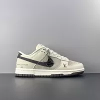 $92.00 USD Nike SB Dunk-Low For Women #1367955
